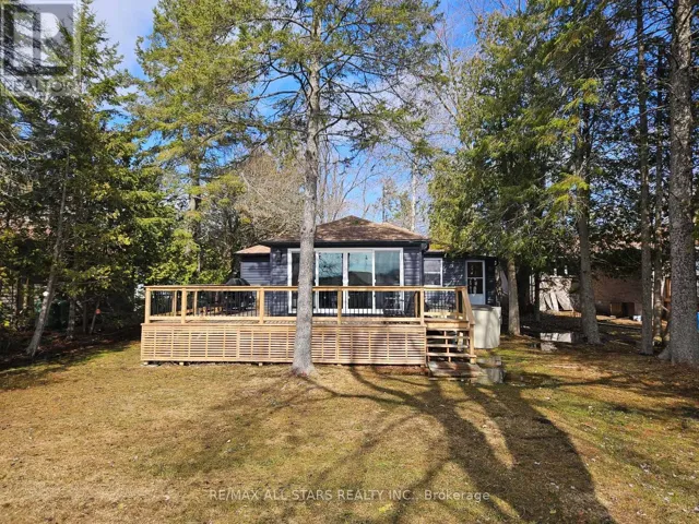 112 STURGEON GLEN ROAD, Kawartha Lakes (Fenelon), Ontario K0M1N0