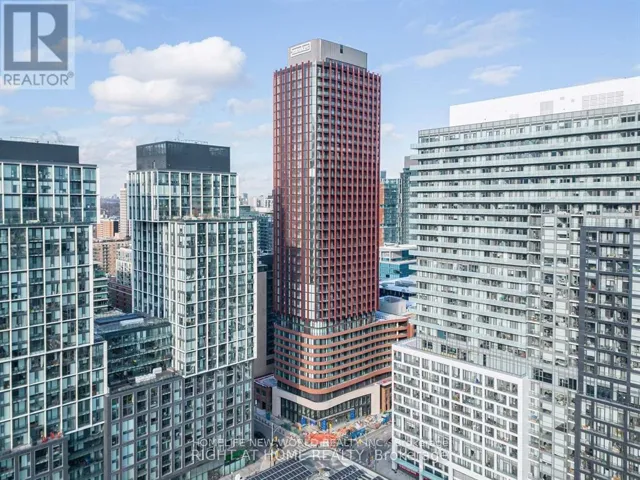 3009 - 180 FRONT STREET E, Toronto (Moss Park), Ontario M5A0A9