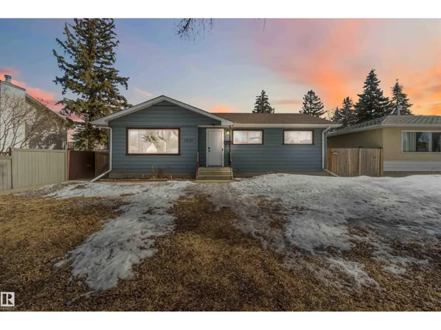 12121 38 ST NW, Edmonton, Alberta T5W2H9