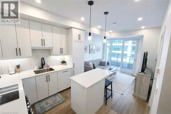 15 S WELLINGTON Street S Unit# 1701, Kitchener, Ontario N2G0E4
