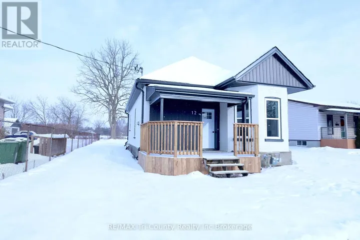 12 MARIAM STREET, St. Thomas, Ontario N5P1W8