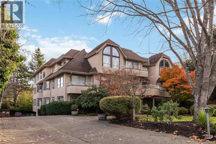 104 3263 Alder St, Victoria, British Columbia V8X1P3