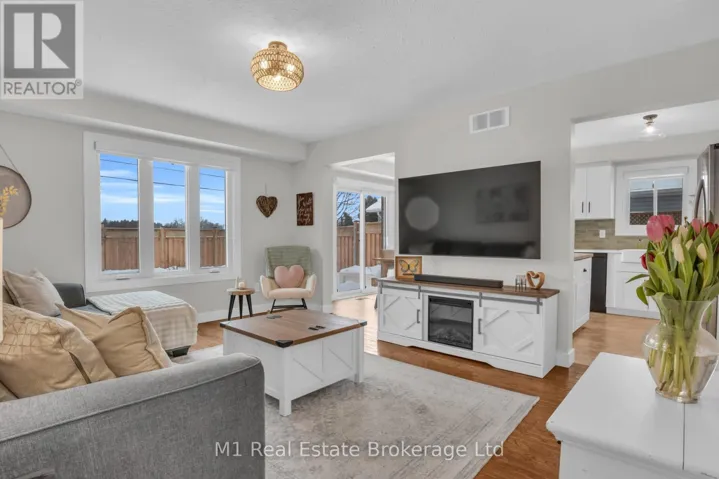 66 MILLIGAN STREET, Centre Wellington (Fergus), Ontario N1M3S5