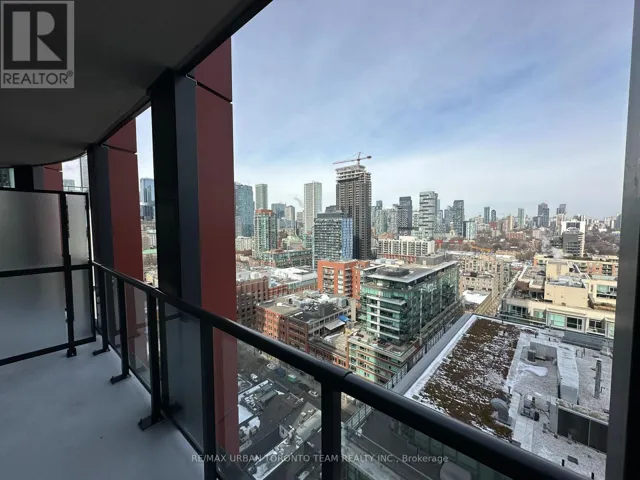 2615 - 180 FRONT STREET E, Toronto (Moss Park), Ontario M5A0K9