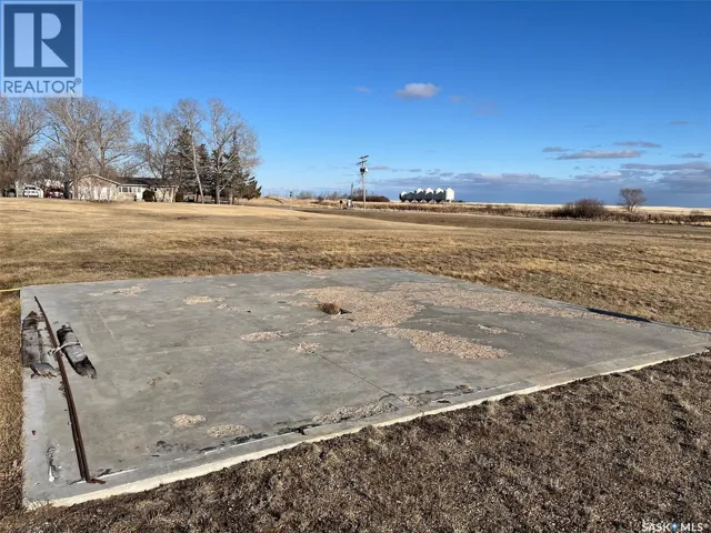 21 Adelaide STREET, Manor, Saskatchewan S0C1R0