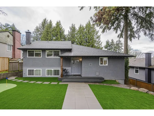 9663 TOWNLINE DIVERSION ROAD, Surrey, British Columbia V3V2T1