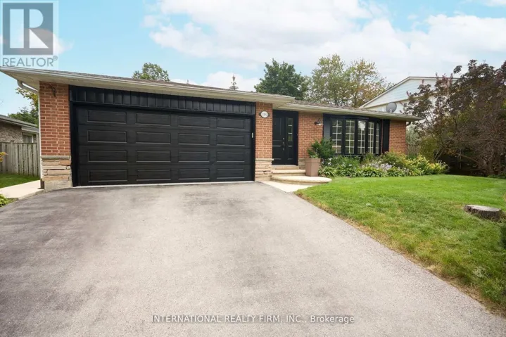 2292 DEVON ROAD, Oakville (FD Ford), Ontario L6J5R4
