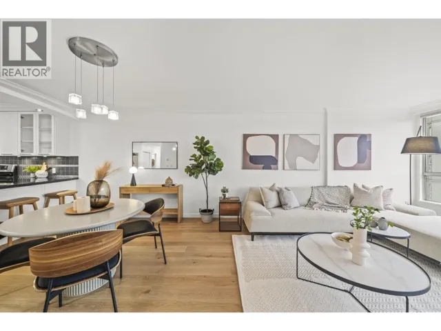 809 518 MOBERLY ROAD, Vancouver, British Columbia V5Z4G3