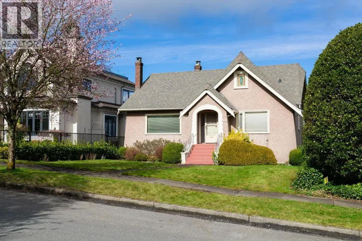 2715 W 31ST AVENUE, Vancouver, British Columbia V6L1Z9