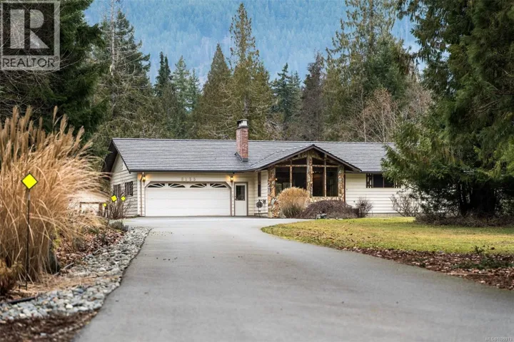 8335 Youbou Rd, Lake Cowichan, British Columbia V0R2G0