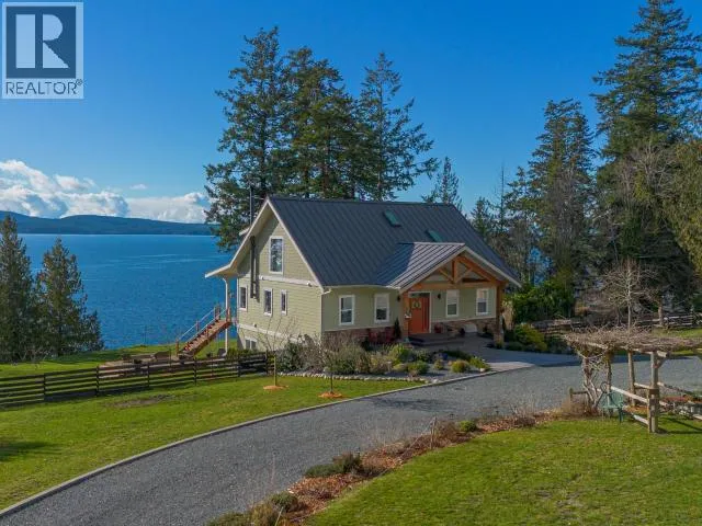 8447 HIGHWAY 101, Powell River, British Columbia V8A0G8