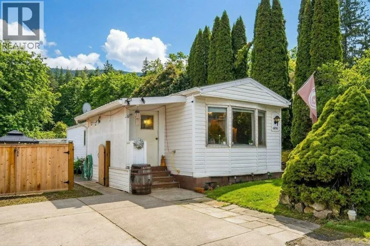 6850 53 Street NE, Salmon Arm, British Columbia V0E1K0