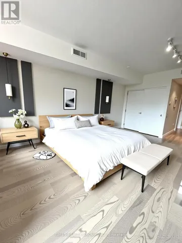 607 - 60 COLBORNE STREET, Toronto (Church-Yonge Corridor), Ontario M5E1E3