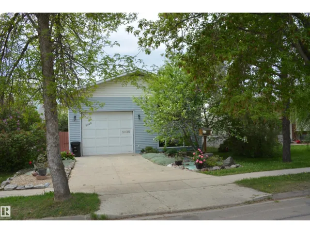 5020 47 ST, Barrhead, Alberta T7N1H5