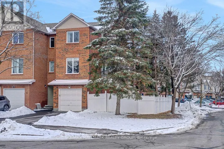 1 ROTHBURY CRESCENT, Ottawa, Ontario K1K4N4