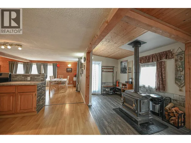 4981 Spruce Avenue, Canal Flats, British Columbia v0b1b0