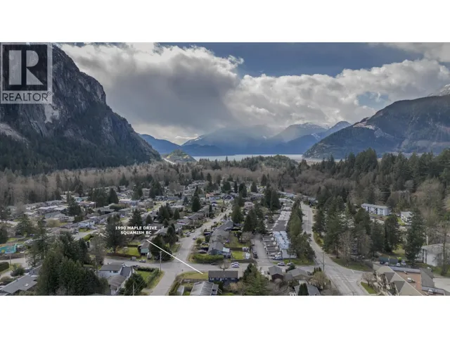 1990 MAPLE DRIVE, Squamish, British Columbia V8B0A6