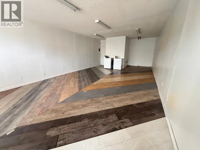 3491 KINGSWAY, Vancouver, British Columbia V5R5L5