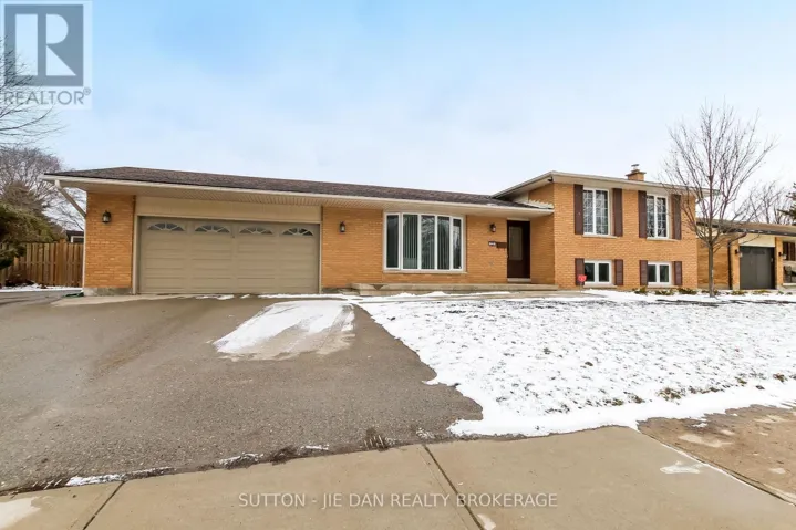 720 GRENFELL DRIVE, London North (North C), Ontario N5X2C5