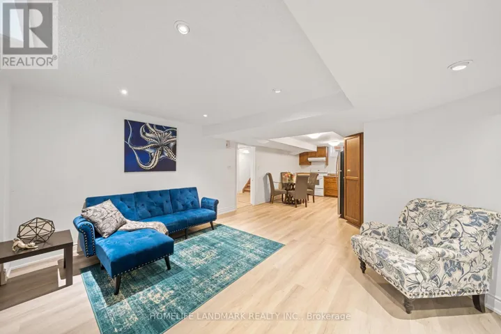 83 OLD COLONY ROAD, Richmond Hill (Oak Ridges Lake Wilcox), Ontario L4E3X2