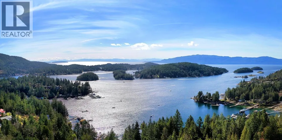 4862 HOTEL LAKE ROAD, Garden Bay, British Columbia V0N1S1
