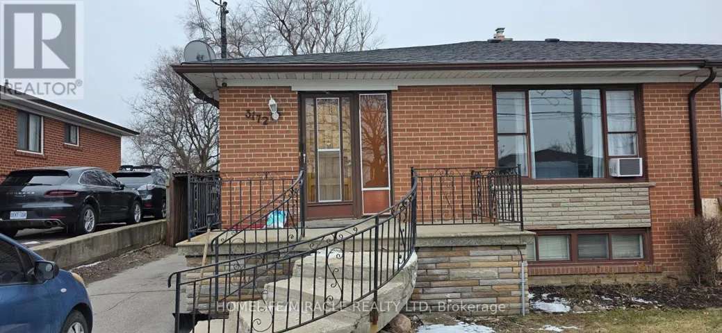 MAIN - 3172 WESTON ROAD, Toronto (Humbermede), Ontario M9M2T6