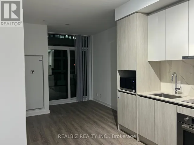 1010 - 180 FRONT STREET E, Toronto (Moss Park), Ontario M5A0K9