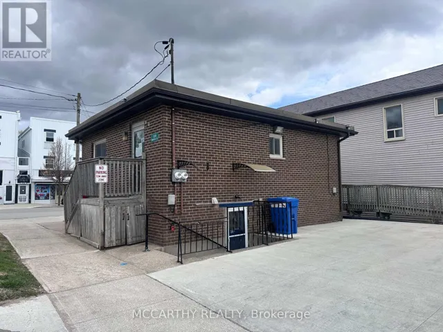 LOWER - 109 ADELINE STREET, Shelburne, Ontario L9V3J8