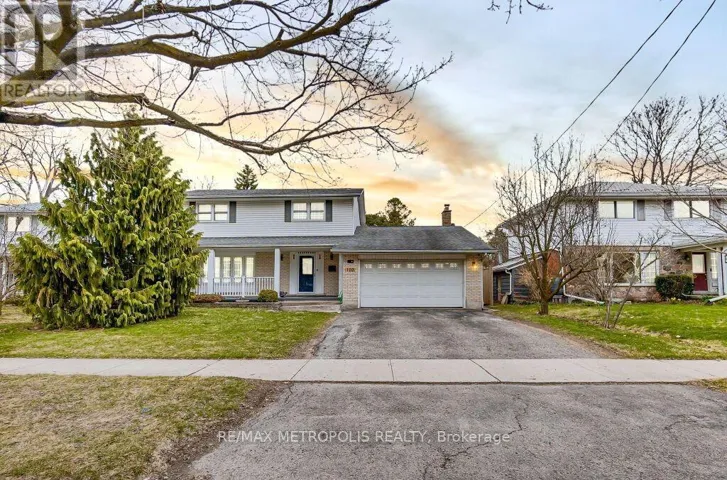 100 WARREN ROAD, Kitchener, Ontario N2M4T4