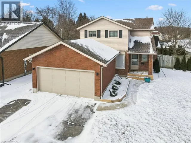 3 ALONA Avenue, Cambridge, Ontario N3C3Y5