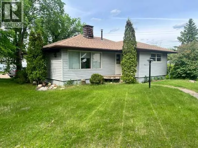 5117 49 Avenue, Forestburg, Alberta T0B1N0
