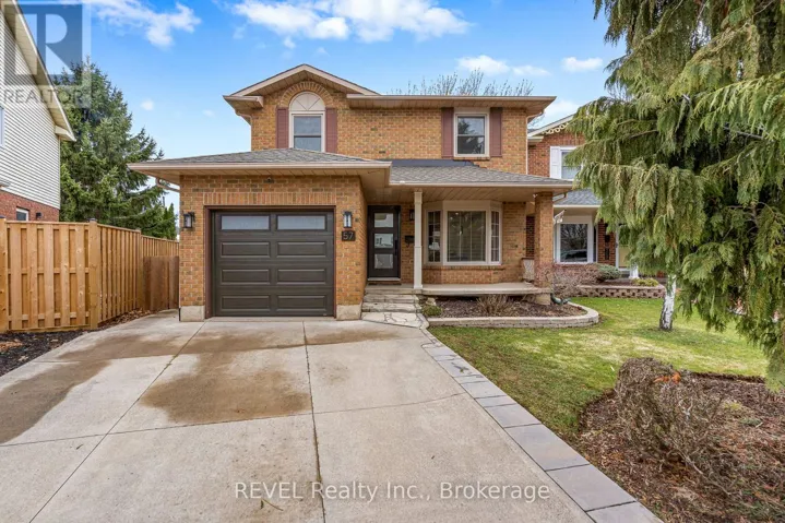 57 TOMAHAWK DRIVE, Grimsby (Grimsby East), Ontario L3M5G5