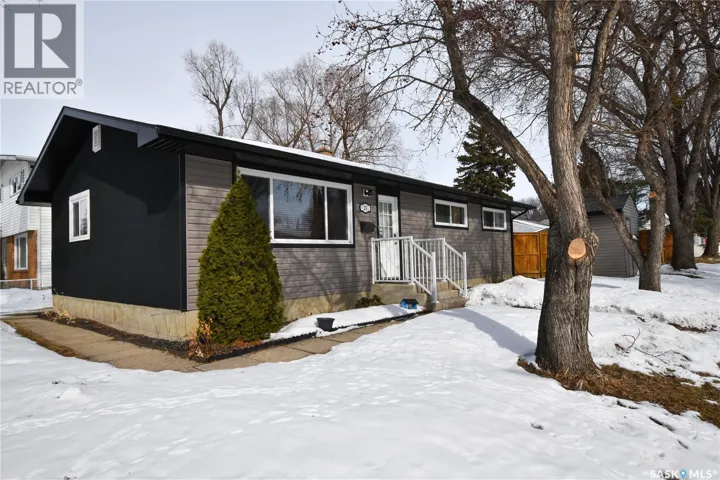25 McLellan AVENUE, Saskatoon, Saskatchewan S7H3K7
