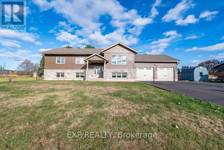 20 RIVERDALE STREET, Whitewater Region, Ontario K0J2L0
