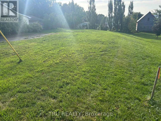 9 WELLINGTON STREET W, Athens, Ontario K0E1B0