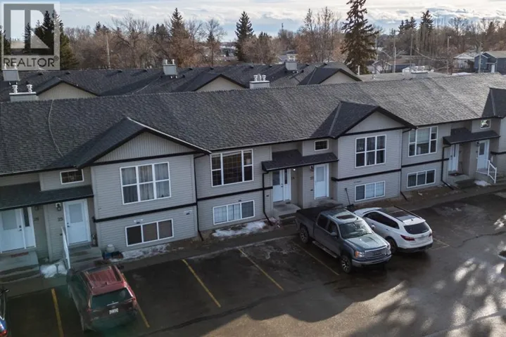 24, 5302 47 Street, Camrose, Alberta T4V5J5