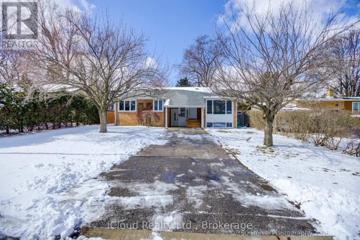 73 BERKINSHAW CRESCENT, Toronto (Banbury-Don Mills), Ontario M3B2T1