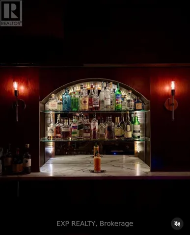 1B - 33 QUEEN STREET S, Kitchener, Ontario N2G1V8