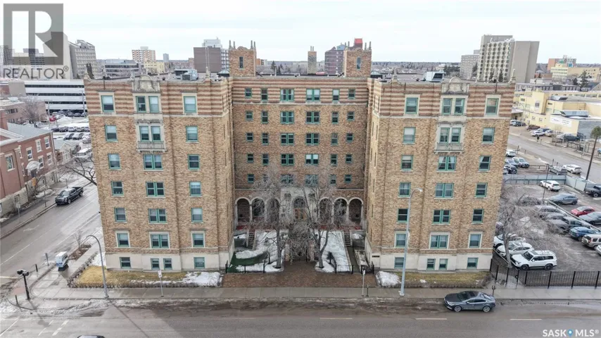 400 2305 Victoria AVENUE, Regina, Saskatchewan S4P0S7