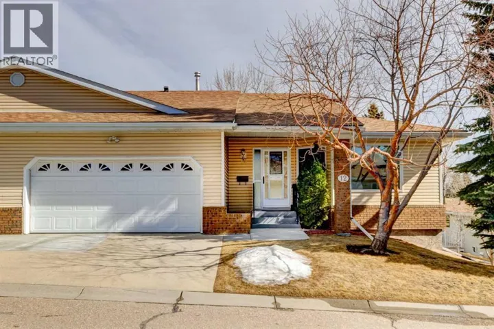12 Vandoos Villas NW, Calgary, Alberta T3A4W3
