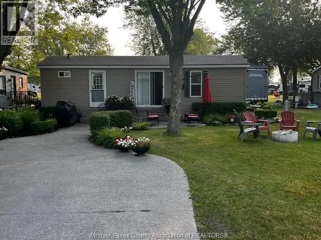 981 COUNTY RD 2 Unit# 535, Lakeshore, Ontario N8L1B4