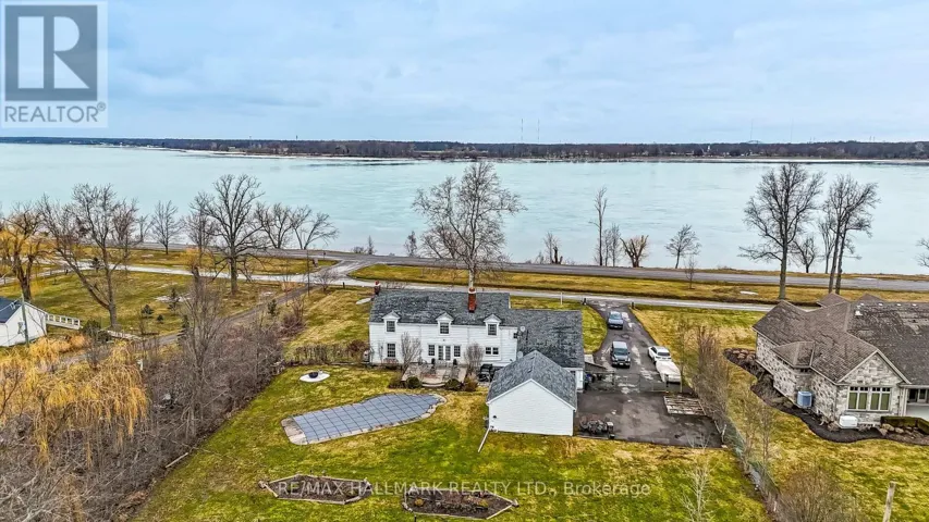 1927 NIAGARA PARKWAY, Fort Erie (Bowen), Ontario L2A5M4