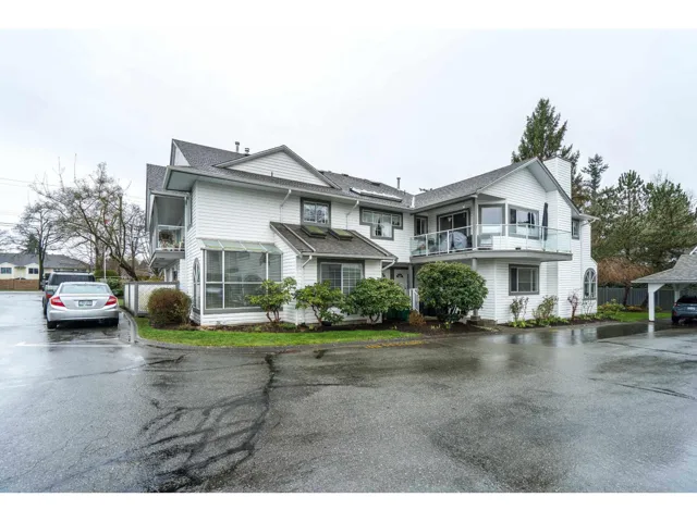 107 21937 48 AVENUE, Langley, British Columbia V3A8C3