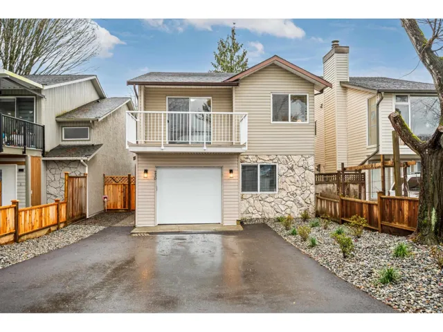 250 DAVIS CRESCENT, Langley, British Columbia V4W3K7