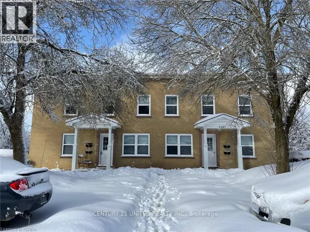 B - 1247 CLONSILLA AVENUE, Peterborough (Town Ward 3), Ontario K9J5Z1