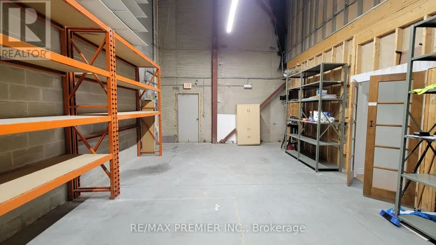 44-WAREHOUSE - 100 BASS PRO MILLS DRIVE, Vaughan (Concord), Ontario L4K5X1
