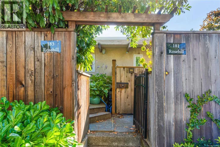 181 Rosehill St, Nanaimo, British Columbia V9S1C9