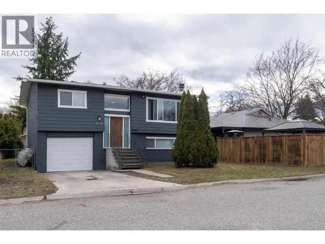 909 Grenfell Court, Kelowna, British Columbia V1Y8C5