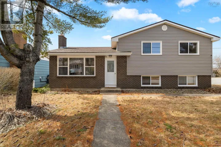 2 Delmac Court, Dartmouth, Nova Scotia B2X2T8