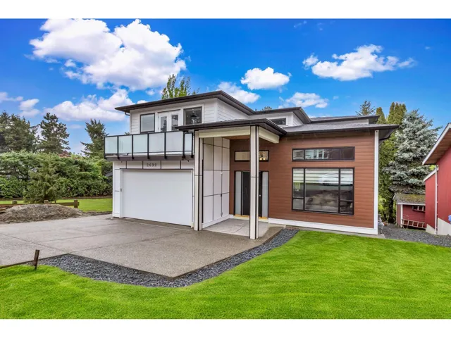 2699 VALEMONT CRESCENT, Abbotsford, British Columbia V2T3V6